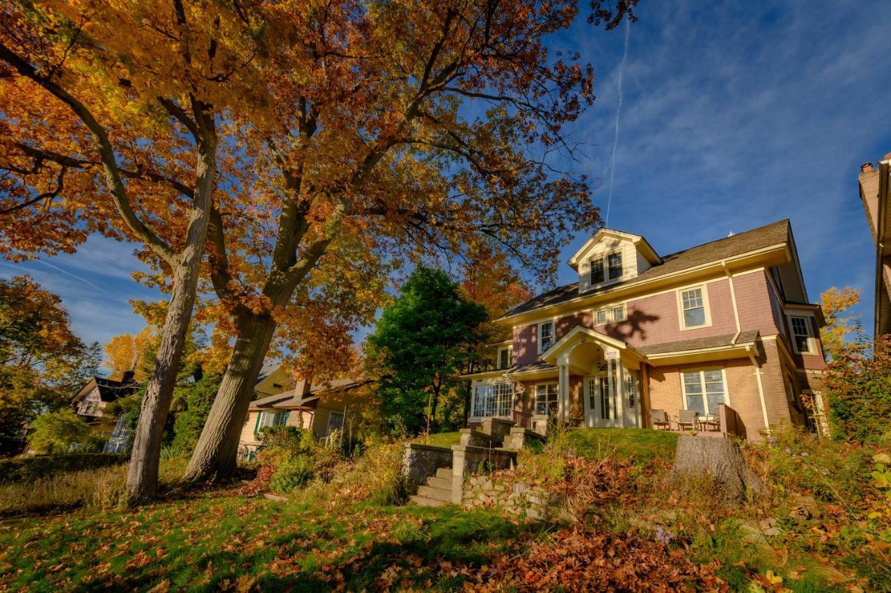River&gorgeview Manor-10minswalktofalls Holiday home Niagara Falls