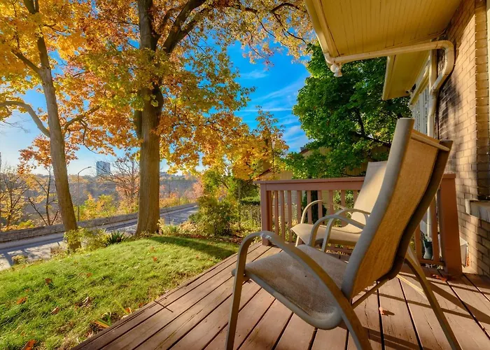 Niagara River&Gorgeview Manor-10Minswalktofalls